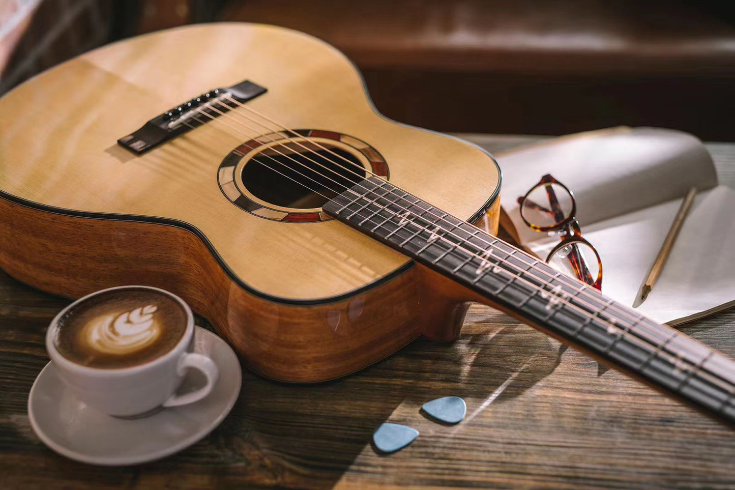 Pulse G/GM Solid Spruce or Mahogany Top Acoustic Guitar