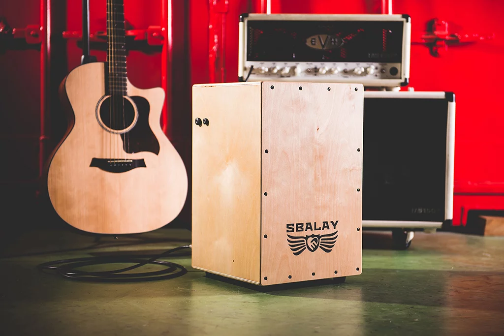 SCJ-2-EQ Birch Electronic Cajon (Built-in EQ)