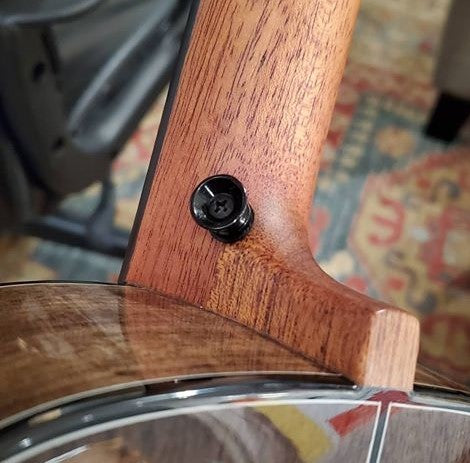 Metal Strap Buttons Installation